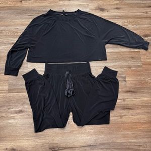 Victoria secret ribbed lounge crop top set